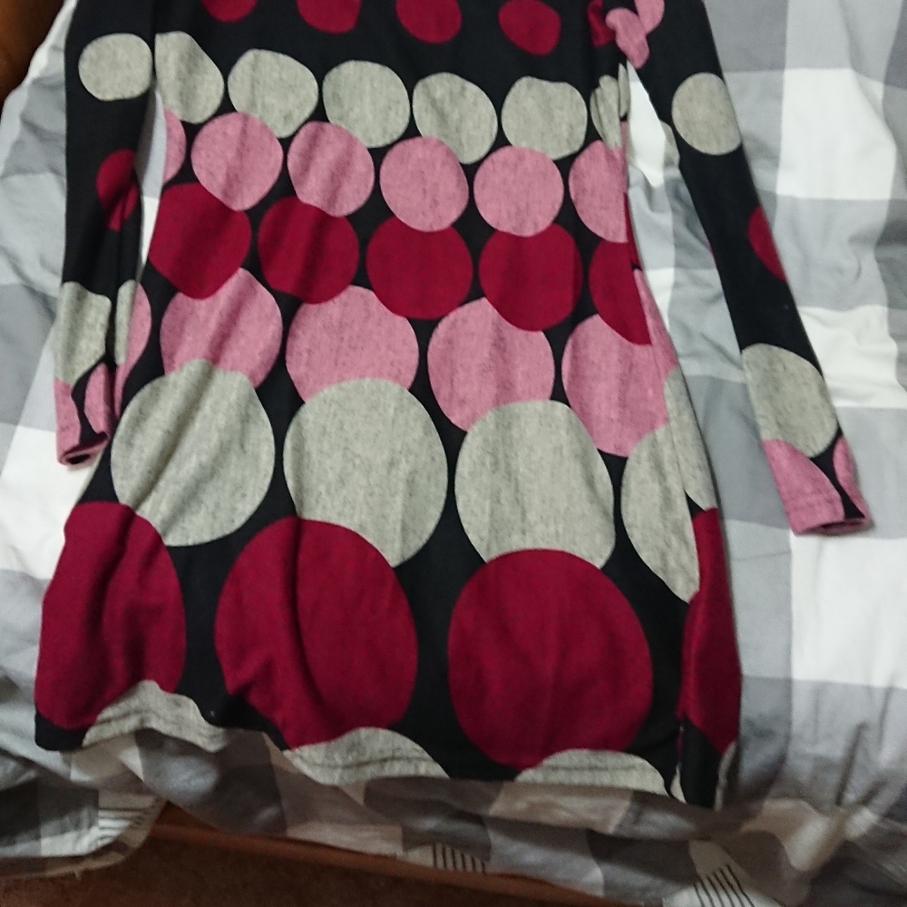 Dress - Picture 2 of 2